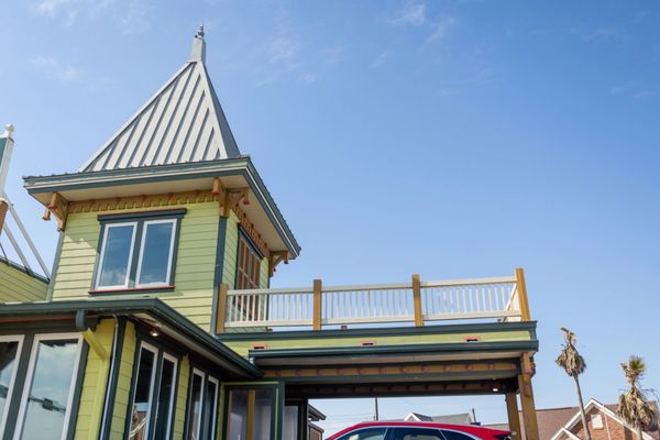 Miller's Seawall Grill by null