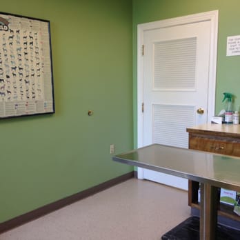 Varina Veterinary Clinic - Exam Room 1 - Veterinarians Near Me - Richmond, Virginia Varina Veterinary Clinic - Exam Room 1 - Veterinarians Near Me - Richmond, Virginia