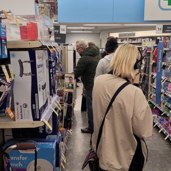 Walgreens - Slow slow slow - Drugstores Near Me - Chicago, Illinois Walgreens - Slow slow slow - Drugstores Near Me - Chicago, Illinois