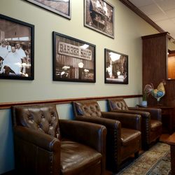 Roosters Men's Grooming Center