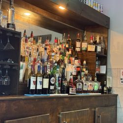 Xtreme Wings - Bar