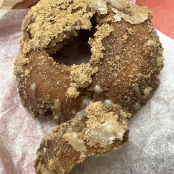 Do-Rite Donuts & Chicken - Gingerbread donut - Donuts Near Me - Chicago, Illinois Do-Rite Donuts & Chicken - Gingerbread donut - Donuts Near Me - Chicago, Illinois