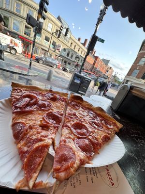 Joe’s Pizza by null