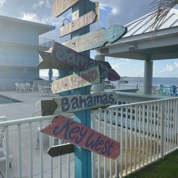Best Western Navarre Waterfront - Where y'all headed? - Hotels Near Me - Navarre, Florida Best Western Navarre Waterfront - Where y'all headed? - Hotels Near Me - Navarre, Florida