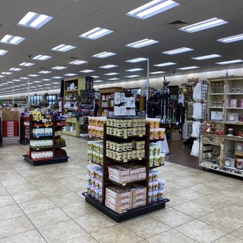 Buc-ee's - Interior - Gas Stations Near Me - Temple, Texas Buc-ee's - Interior - Gas Stations Near Me - Temple, Texas