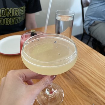 Flourshop - New American Near Me - Charlotte, North Carolina