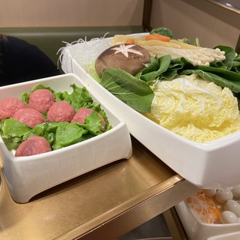 Haidilao Hotpot Flushing - Beef meatballs, veggie platter - Hot Pot Near Me - Flushing, New York Haidilao Hotpot Flushing - Beef meatballs, veggie platter - Hot Pot Near Me - Flushing, New York