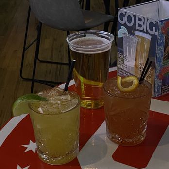 OVER/UNDER SPORTS BAR - Updated June 2024 - 91 Photos & 41 Reviews ...