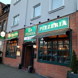 La Piazza - Eingang