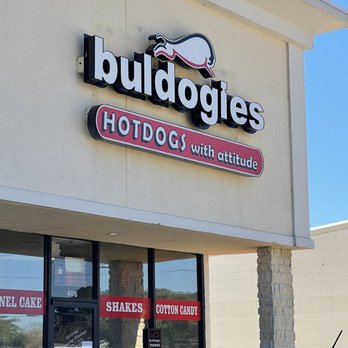 buldogies - a car parked in front of a building - Hot Dogs Near Me - Conroe, Texas buldogies - a car parked in front of a building - Hot Dogs Near Me - Conroe, Texas