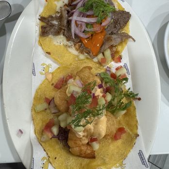 Mariscos El Submarino - Taco costra - Seafood Near Me - Jackson Heights, New York Mariscos El Submarino - Taco costra - Seafood Near Me - Jackson Heights, New York