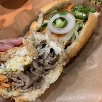 Pho Tai - Looks good. Tastes like straight up mayo with Asian meat and vegetables. - Vietnamese Near Me - Puyallup, Washington