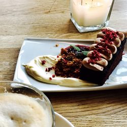Jakobs Cafe & Bar - Chocolate Cake & Latte