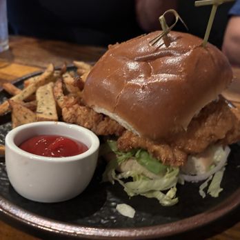 Subourbon - Chicken sandwich - Southern Near Me - Columbus, Ohio
