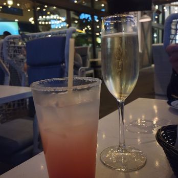 Lure Fish House - Seafood Near Me - Porter Ranch, California