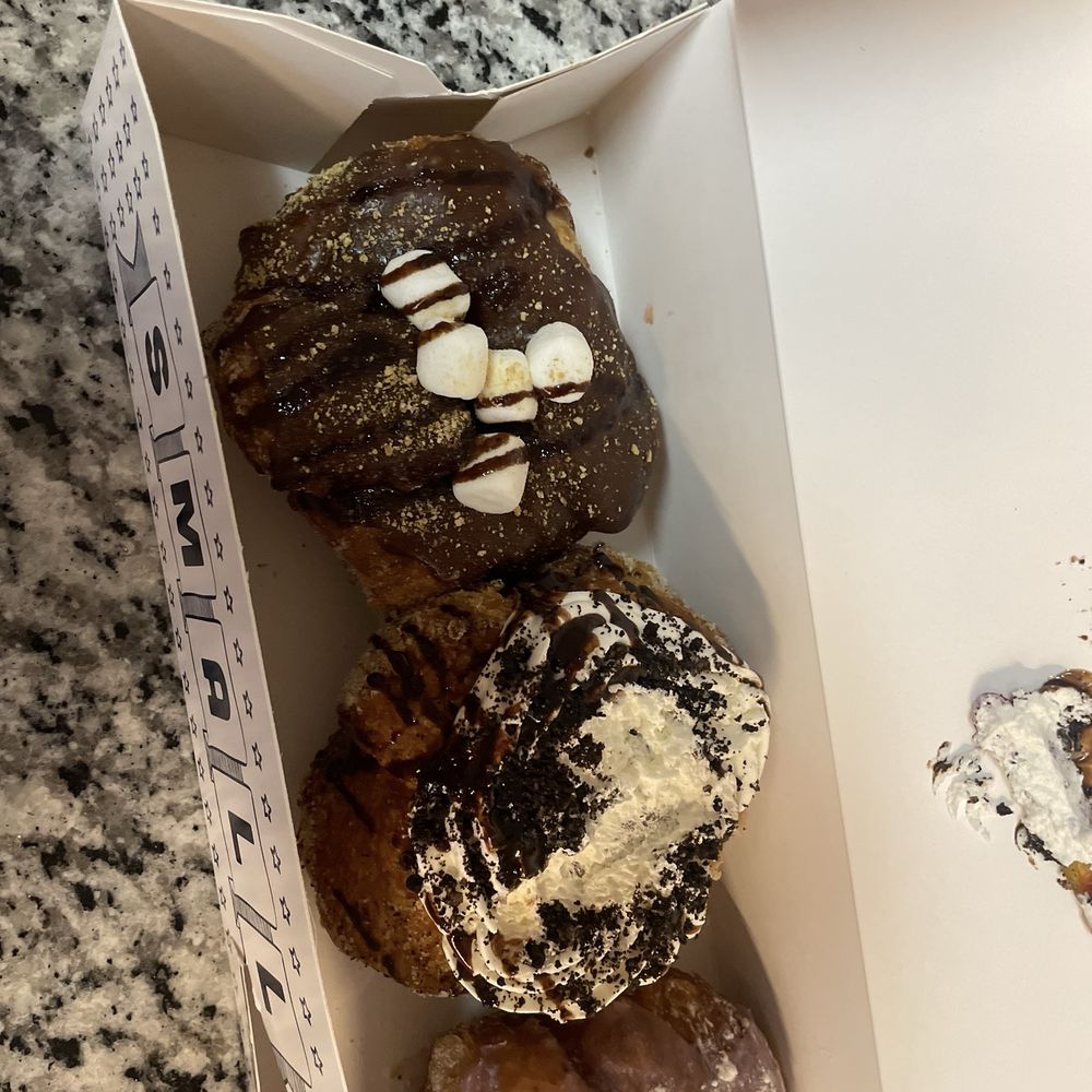 Parlor Doughnuts - Donuts! - Donuts Near Me - Fort Wayne, Indiana Parlor Doughnuts - Donuts! - Donuts Near Me - Fort Wayne, Indiana