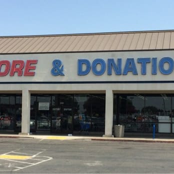 Goodwill Industries Sacramento Valley & Northern Nevada - The fromt entrance - Used, Vintage & Consignment Near Me - Sacramento, California Goodwill Industries Sacramento Valley & Northern Nevada - The fromt entrance - Used, Vintage & Consignment Near Me - Sacramento, California