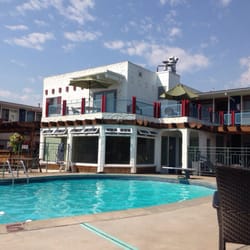 Bowmont Motel