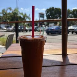 Lazy Acres Market - Mission Hills - Indulge in the delightful '2020' carrot juice with its sweet and invigorating ginger-infused flavor.