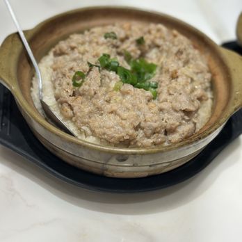King’s Kitchen - Salted fish with minced meat rice claypot - Cantonese Near Me - Flushing, New York King’s Kitchen - Salted fish with minced meat rice claypot - Cantonese Near Me - Flushing, New York