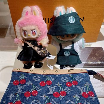 Louis Vuitton Honolulu Ala Moana Center - Accessories Near Me - Honolulu, Hawaii
