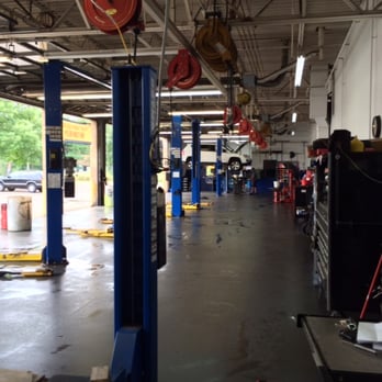 Precision Auto Repair Oakdale - Our Work Bays - Auto Repair Near Me - Oakdale, Minnesota Precision Auto Repair Oakdale - Our Work Bays - Auto Repair Near Me - Oakdale, Minnesota