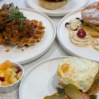 MIA Brunch Bar - Breakfast & Brunch Near Me - North York, Ontario