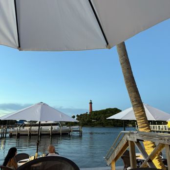 Jetty's Waterfront Restaurant - Seafood Near Me - Jupiter, Florida