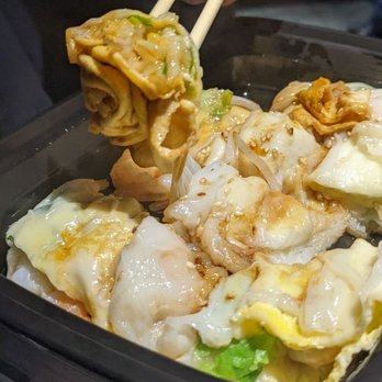 Joe's Steam Rice Roll - Shrimp - Dim Sum Near Me - Flushing, New York Joe's Steam Rice Roll - Shrimp - Dim Sum Near Me - Flushing, New York