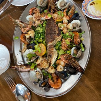 Fattoria E Mare - Seafood Platter - Italian Near Me - Half Moon Bay, California Fattoria E Mare - Seafood Platter - Italian Near Me - Half Moon Bay, California
