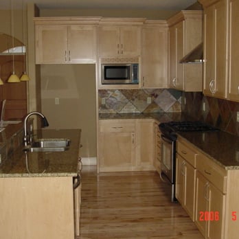 J Roderick Young Custom Homes - a kitchen - General Contractors Near Me - Happy Valley, Oregon J Roderick Young Custom Homes - a kitchen - General Contractors Near Me - Happy Valley, Oregon