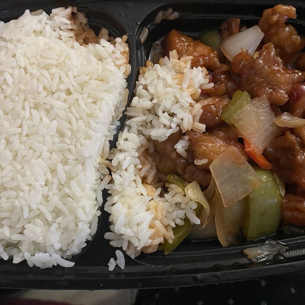 Chick'n Wok - Requested General Tao's Chicken with Steamed Broccoli And Received White Rice. - Chinese Near Me - Marietta, Georgia Chick'n Wok - Requested General Tao's Chicken with Steamed Broccoli And Received White Rice. - Chinese Near Me - Marietta, Georgia