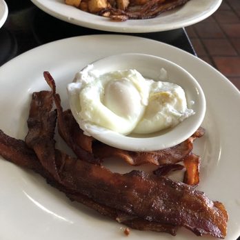 Bea Bea's - Pooh's delight - Coffee & Tea Near Me - Burbank, California