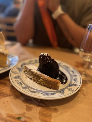 Taberna Dos Mercadores by null