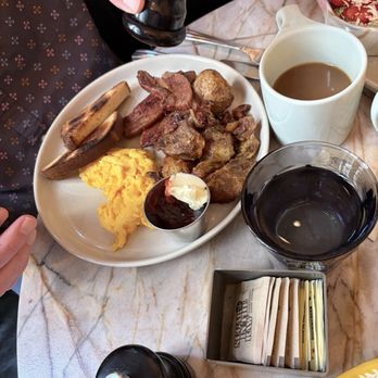 Enswell - Standard breakfast but elevated by the delicious potatoes. And add bacon. - Cocktail Bars Near Me - Philadelphia, Pennsylvania Enswell - Standard breakfast but elevated by the delicious potatoes. And add bacon. - Cocktail Bars Near Me - Philadelphia, Pennsylvania