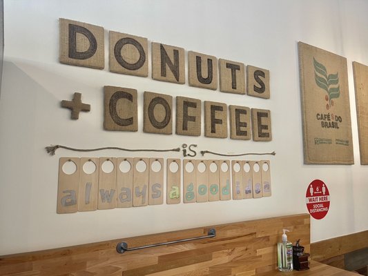 Earnest Donuts by null