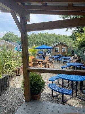 Van Houten Farms by null