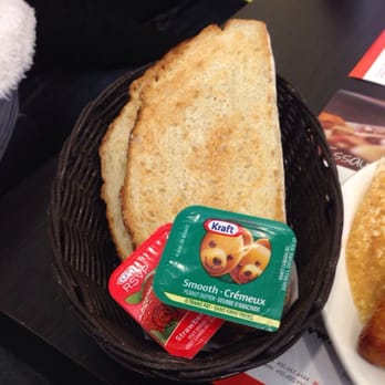 L'Oeufrier - Premier moisson bread - Breakfast & Brunch Near Me - Vimont, Quebec