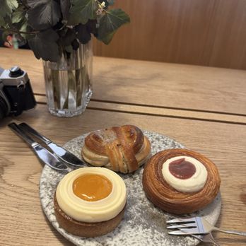 La Cabra - Pastries - Coffee & Tea Near Me - New York, New York La Cabra - Pastries - Coffee & Tea Near Me - New York, New York