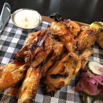 Glengarry Castle Hotel - Twice cooked chicken with Franks hot sauce - Hotels Near Me - Redfern, NSW