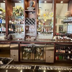 Nice bar