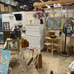 The NAT Antiques - Lots of items