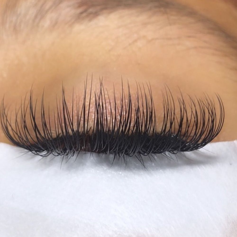 Lashes On Fleek - Classic Lashes by Tech Jasmine - Eyelash Service Near Me - Glendale, California Lashes On Fleek - Classic Lashes by Tech Jasmine - Eyelash Service Near Me - Glendale, California