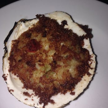 Billy's Chowder House - Stuffed clam - they were very greasy and the clam to crispy batter ratio seemed about 30/70. Not horrible, but wouldn't order again. - Seafood Near Me - Wells, Maine
