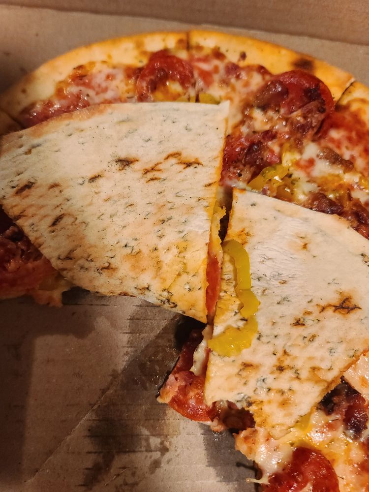 Local Beach Pizza Logo