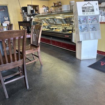Walden's Coffeehouse - Dining area - Coffee & Tea Near Me - Reno, Nevada Walden's Coffeehouse - Dining area - Coffee & Tea Near Me - Reno, Nevada