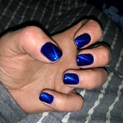 Rose Nails - Cat eye gel, Mani @ Roses