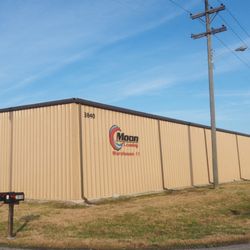 Moon Portable Restrooms - Moon Trailer Leasing offers new and used one-trip Conex boxes for rental uses or for sale. Need container storage? Call at (502) 776-2199.