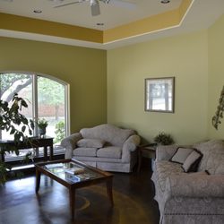 Mira Vista Dental Associates - Waiting area at Fort Worth dentist Mira Vista Dental Associates