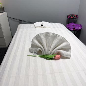 Cloud 7 - Massage Near Me - Spring, Texas